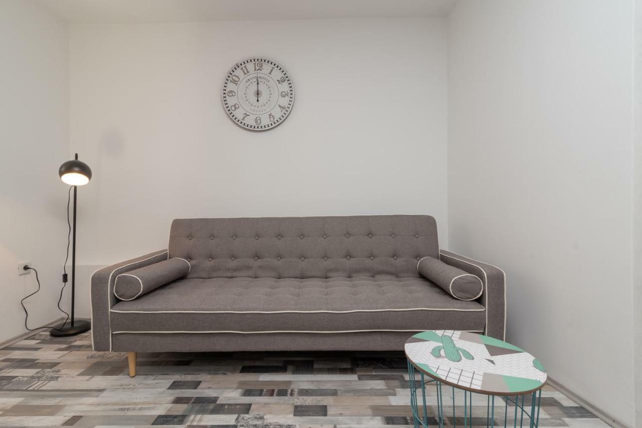 Apartman Skuribanda Трогир Экстерьер фото